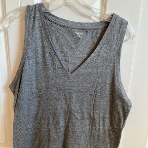 Madewell Whisper Cotton V Neck Tank Top Size Medium MD045 Gray 100% Cotton